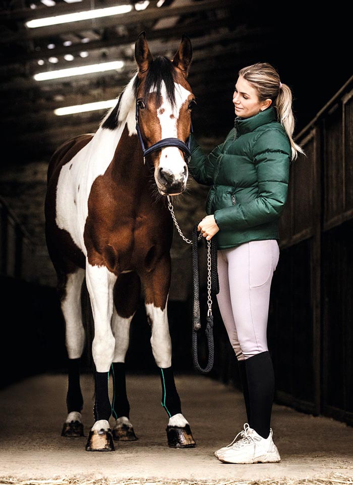 EquiCrown® FIT Compression Wraps — Green/Black