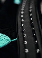 EquiCrown hook closure detail