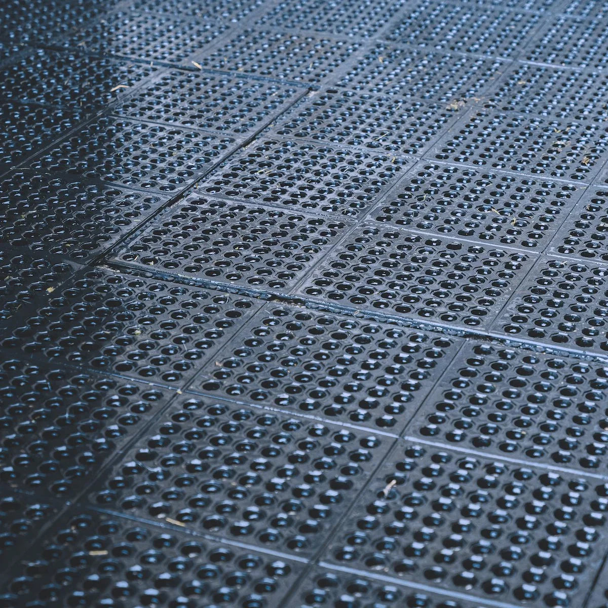 Wash Rack Mat — interlocking wash bay — photo 12