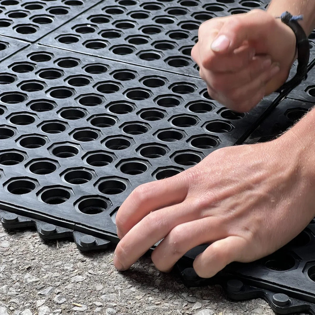 Wash Rack Mat — interlocking wash bay — photo 15