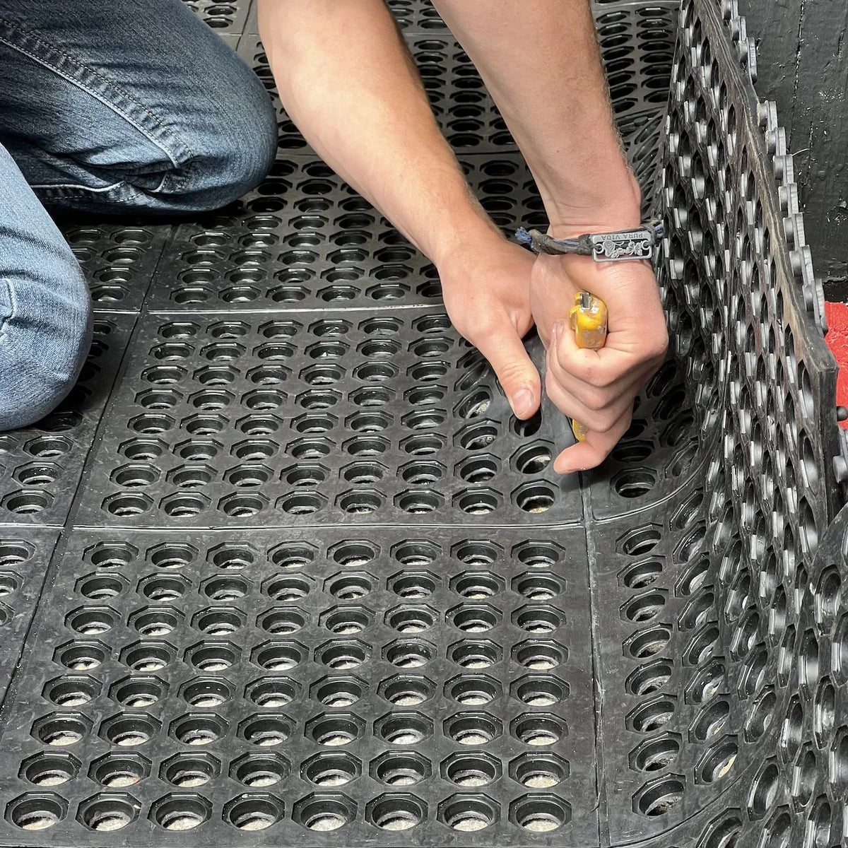 Wash Rack Mat — interlocking wash bay — photo 17